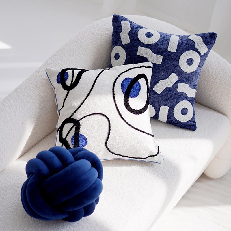 简约现代高级感轻奢m沙发抱枕蓝色靠垫客厅样板房民宿床上方形靠