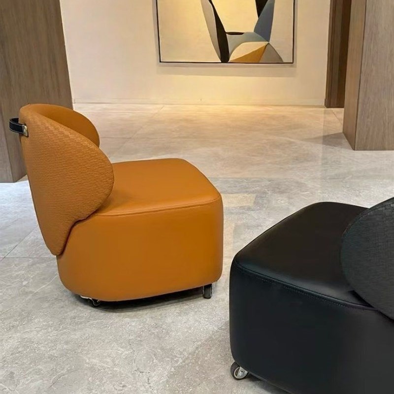 家用万向轮椅子实木客厅滑轮小靠背椅高级圆形移动V凳子圆凳沙发