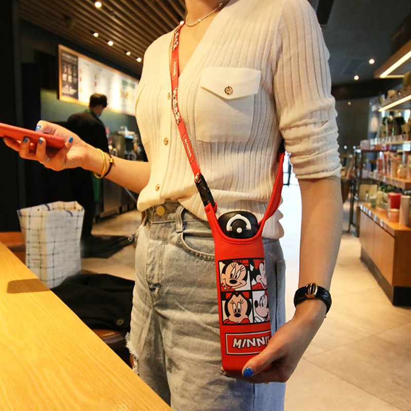 卡通成人手提斜挎杯套350360500600ML虎牌杯具熊膳魔师通用保护套