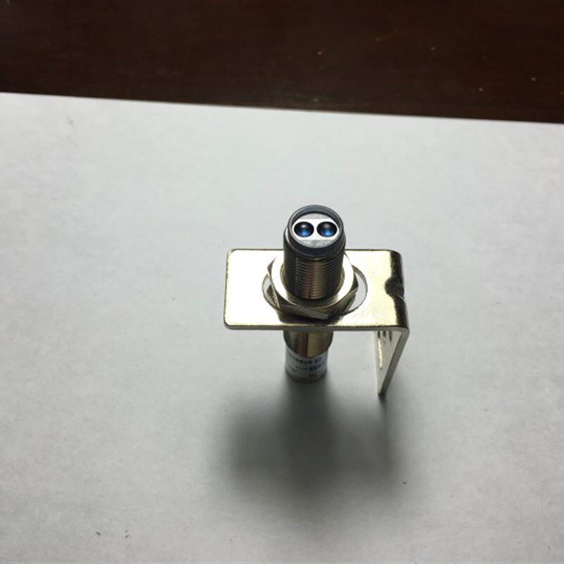 原装正品M12 漫反射 光电开关传感器 E3F1-DS5C4 三线NPN常开