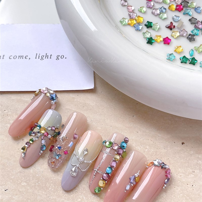 新的指甲艺术彩色不规则形状的莱茵石,时尚糖果色珍珠钢珠混合闪