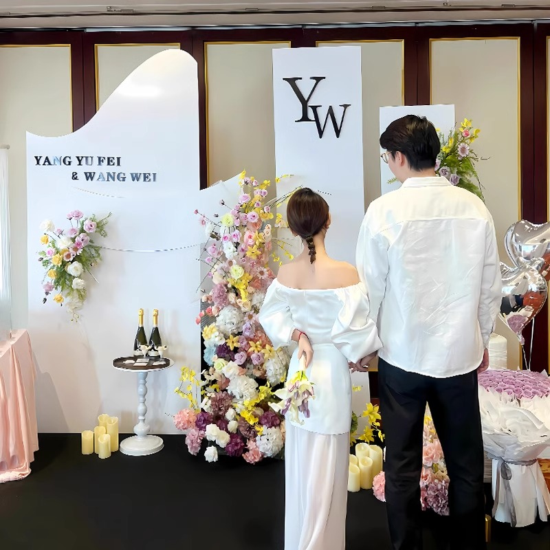 订婚布置装饰粉色摆件全套高级氛围感韩系L家里客厅女方简约背景