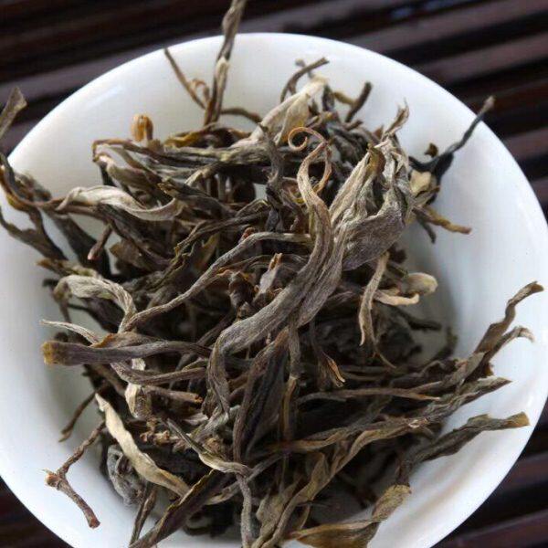 1千克的价格 花香糖香清爽木质清香的 清凉山古树散茶 芽条肥嫩