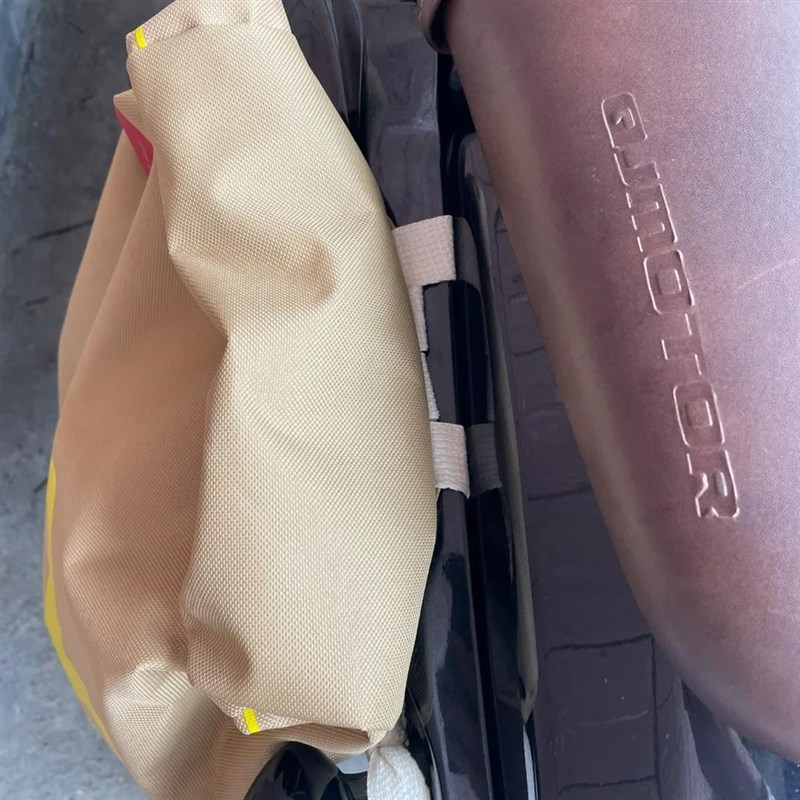 无极CU525摩托车边包侧包复古巡航踏板电动自行机车后尾快拆挂物