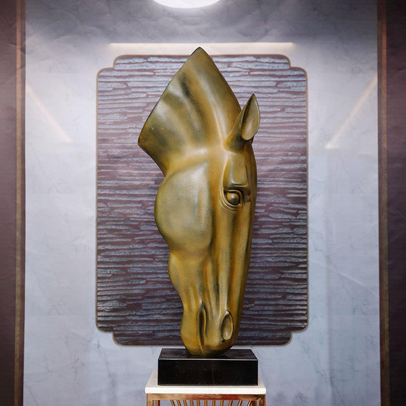 马头欧式现代创意客厅玄关大型摆件树脂工艺品室内办公室家居饰品