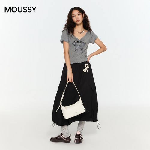 Moussy油蜡皮手工穿皮饭盒包