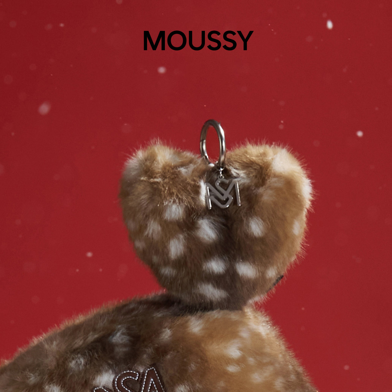 【新年礼物】Moussy鹿纹爱心挂件毛球吊饰可爱毛绒ins包包配饰,箱包皮具/热销女包/男包,包袋配件,淘宝优惠券,粉丝福利购,淘宝优惠卷