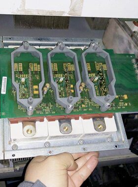 伟肯AB变频器NXP NXS触发板驱动板PC00525  PC00526带613GB123CT