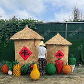 大型稻草动物草雕定制稻草工艺品农耕卡通仓草编丰收节网红粮鸟巢