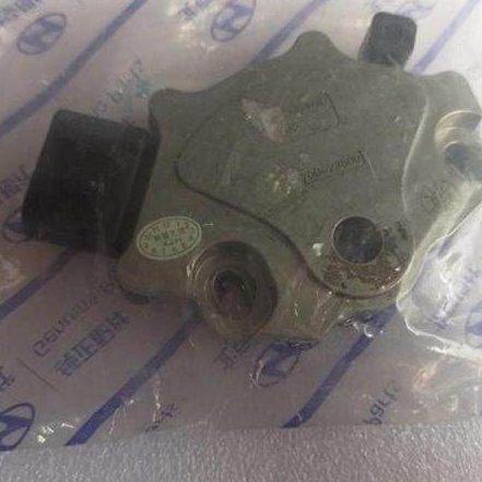适用现代起亚K2四速A4CF1变速箱档位开关传感器