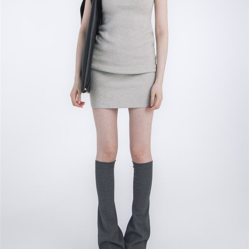 SS2L23秋冬极简风纯色百搭针织喇叭口辣妹阔口弹力显瘦腿套袜套女