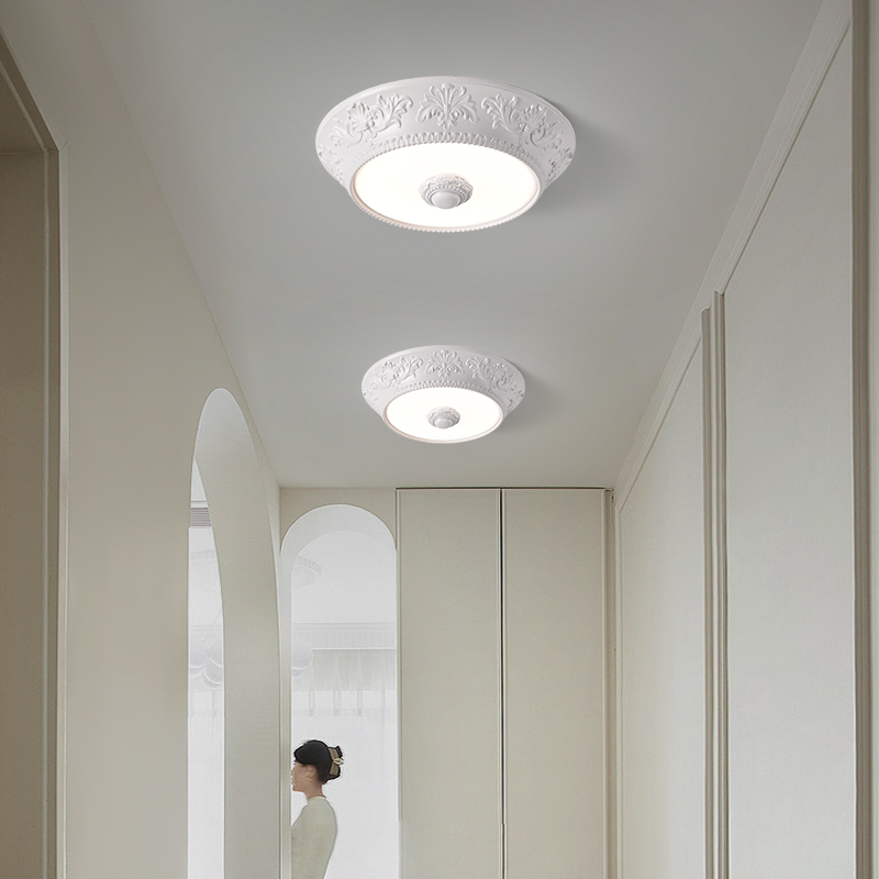 高品质法c式复古卧室吸顶灯2024新款侘寂风创意树脂雕花过道吸顶