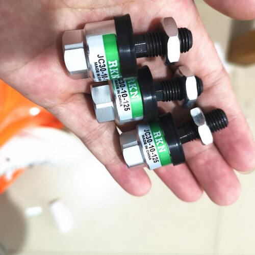 气缸浮动接头JC40-14-150/JC50-16-150/JC63-16-200/JC63-18-150