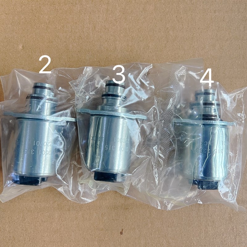 压路机配件行走电磁阀徐工龙工电磁阀行走电磁铁杭齿变速箱电控阀