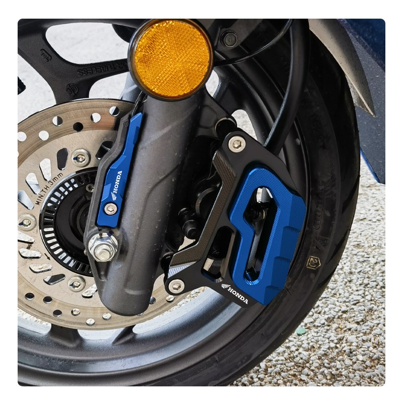 适用本田NS150GX NWG150改装碟刹泵卡钳罩前后轮刹车泵保护盖配件