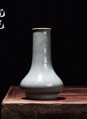 龙泉青瓷杨小秋纯手工直颈瓶家装台面摆件花瓶花器陶瓷装饰仿古