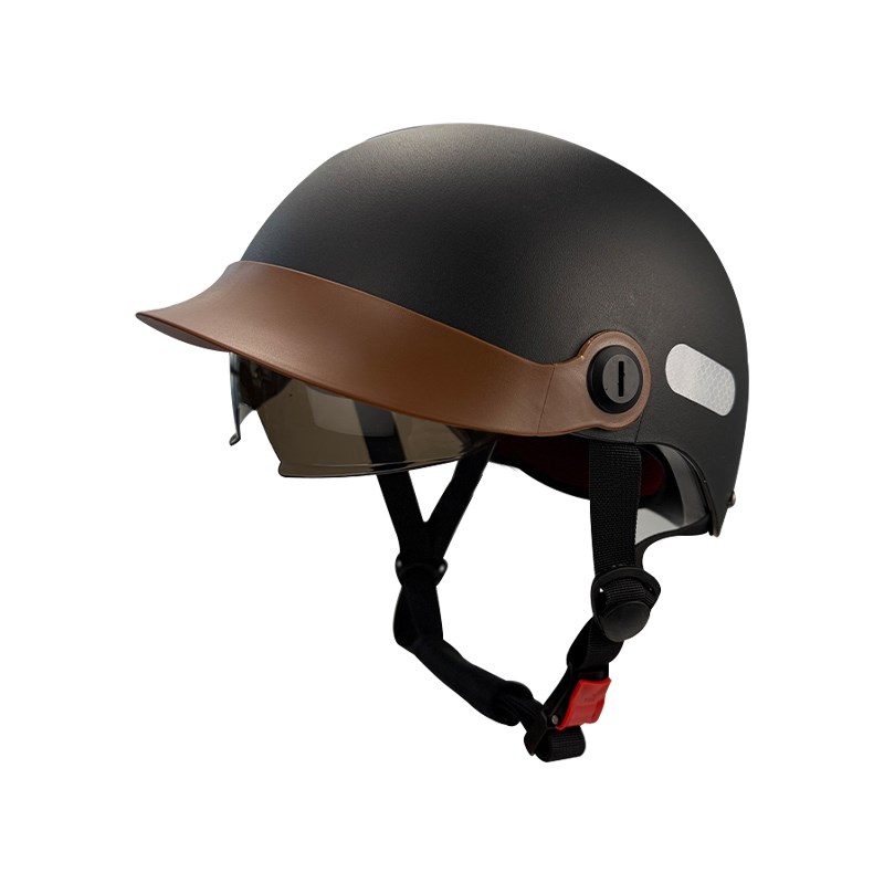 3C认证电动电瓶摩托车头盔男女士夏季可爱骑行四季通用半盔安全帽