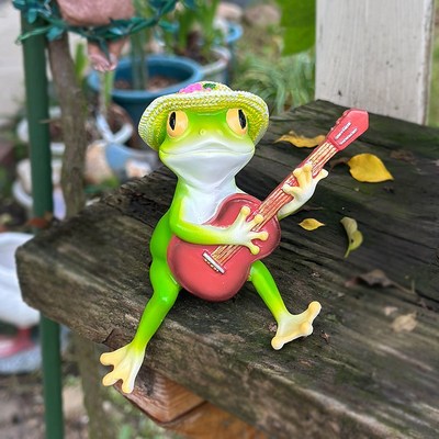 弹吉他小青蛙休闲松弛感网红摆件客厅阳台造景布置装饰工艺品造景