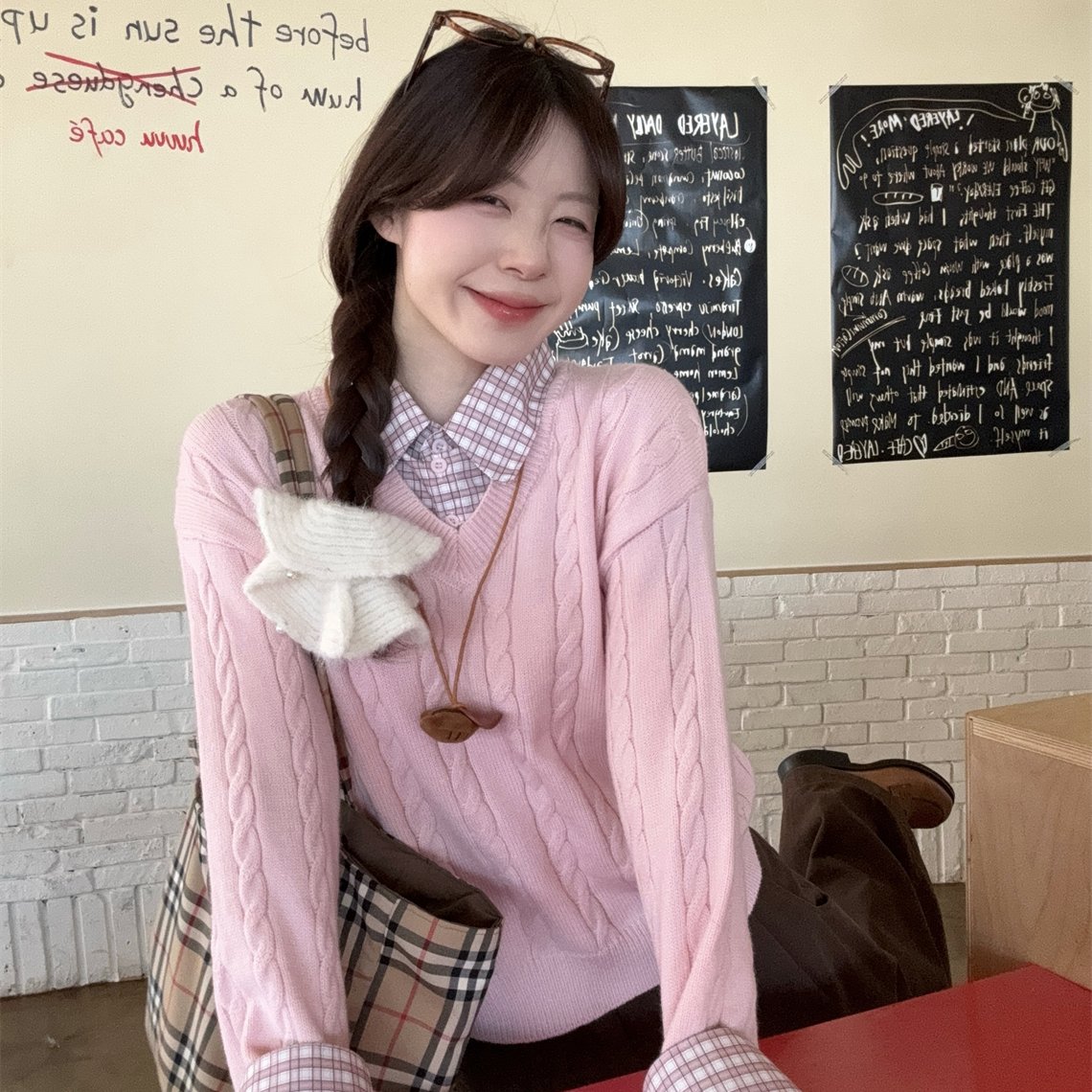 实拍 2025秋冬新款粉色假两件Polo领长袖毛衣女拼接领打底上衣