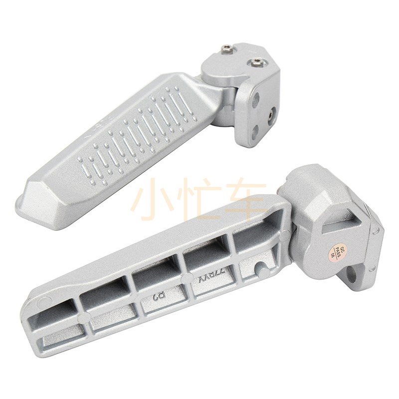 适用于宗申赛科龙踏板摩托车RT2后搁脚蹬脚踏板SR250T折叠脚踩架