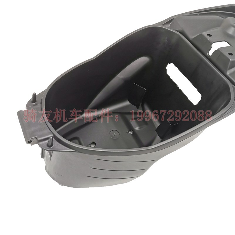 适用新大洲本田SDH125T-35-36-38马桶DIOU+EX125NS行李箱座桶工具