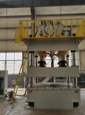 厂家直发800T四柱式液压机新品四缸伺服驱动1000T模压机价格优惠