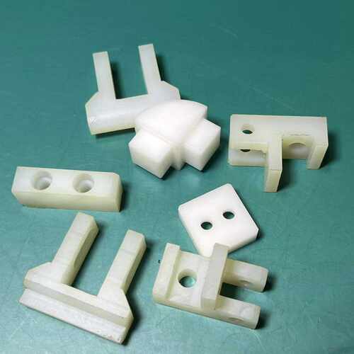 POM赛钢板机加工五金塑胶非标零件数控车床铣床CNC电脑锣