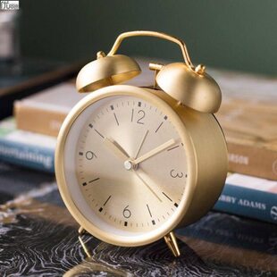 客厅闹钟复古2025机械叫醒新款实用小型老式时钟简易神器台钟型摆
