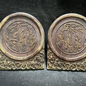 清代水楠木浮雕携琴访友老木雕花板一对