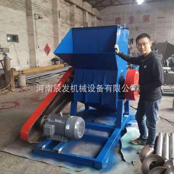 压包瓶全自动脱标破碎清洗生产线矿泉水饮料瓶ji机油壶黑框粉碎机