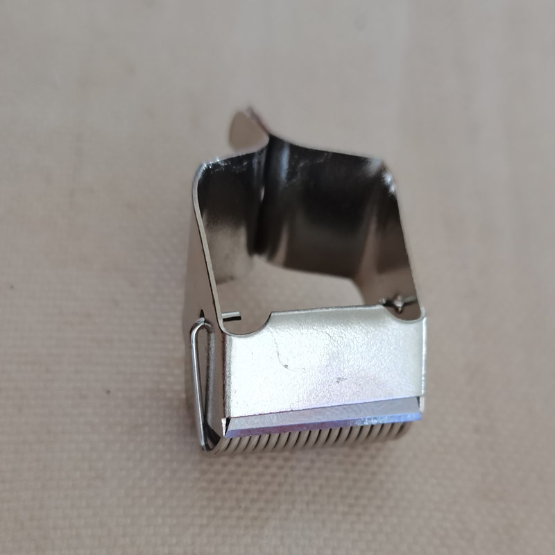 平车钢王双针缝纫机刀片割线刀高头车810带弹簧夹线AP18E切割线器