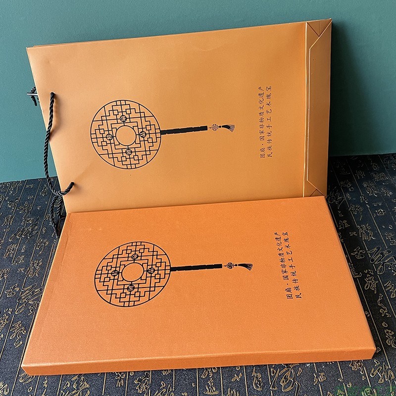 V3FP苏州蓝色红色p团扇精品锦盒复古扇子盒喜扇盒龙纹宋锦礼品盒