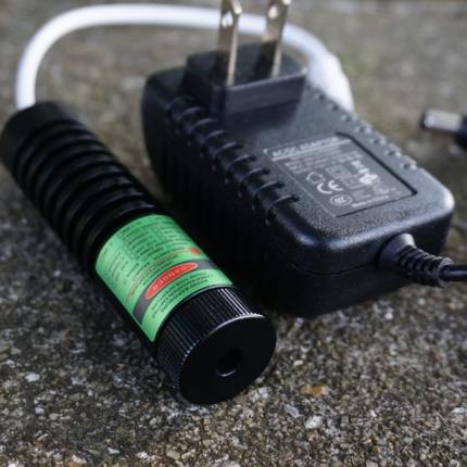 405-450-488-505-520-550-638-660nm 10-300mW红绿蓝激光模组器件