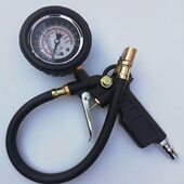 汽车轮胎打气压表油气胎压气加计压浸带充气监测器胎压表高精度枪