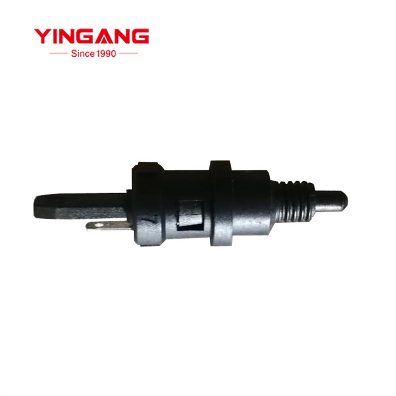 铁拳250r-2X前刹车开关