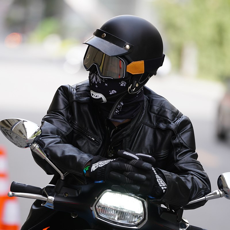 复古机车哈摩托车头盔男女日式雷3C半盔小盔体夏季踏板电动车瓢盔