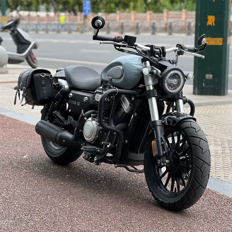 新款奔达金吉拉300v型双缸水冷闪300重机复古k19巡航太子摩托车