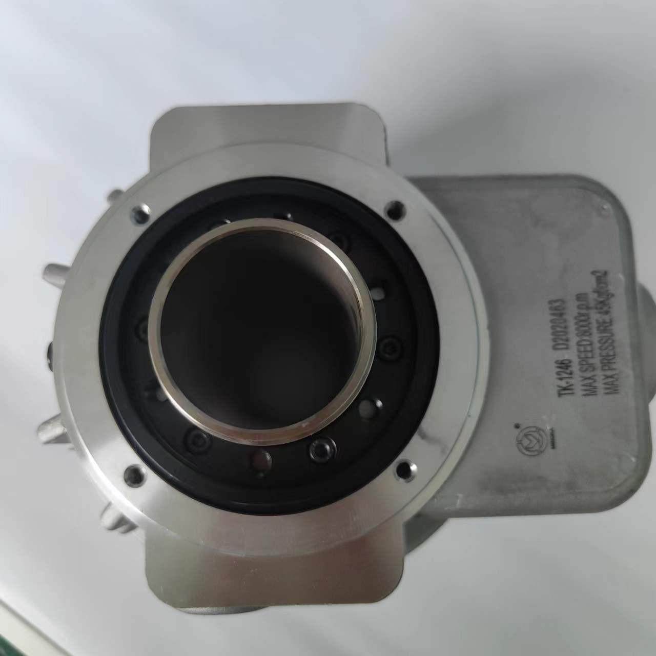 宁一机床提供机床所需的各类零配件中空回转油缸