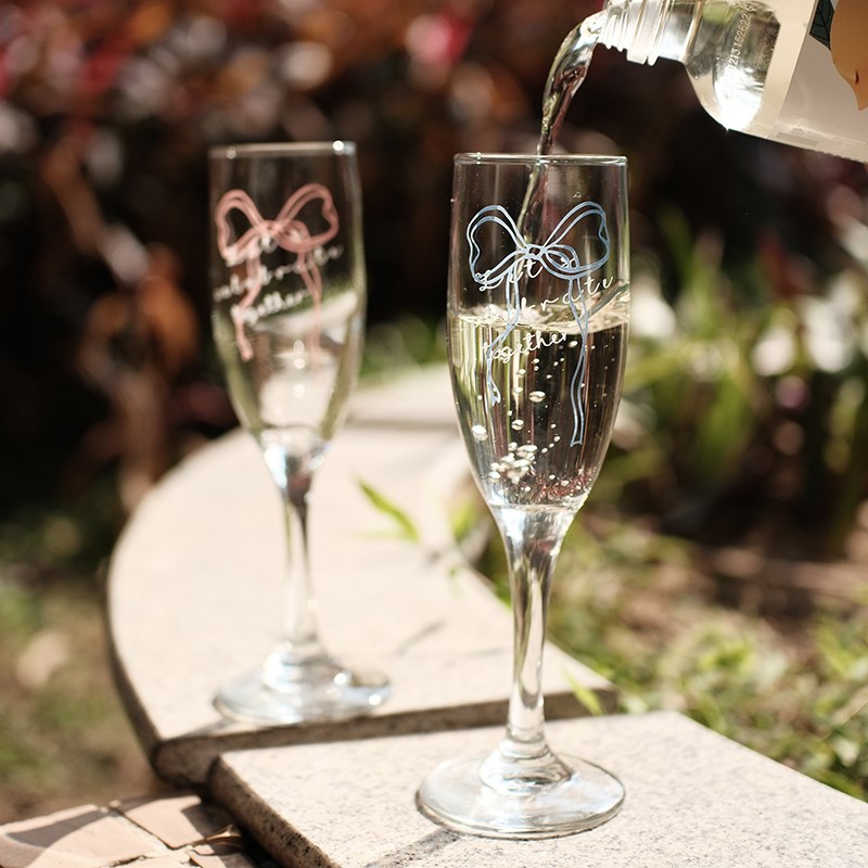 原创蝴蝶结玻璃杯子香槟杯红酒杯甜酒杯家用氛围感高脚杯结婚礼物