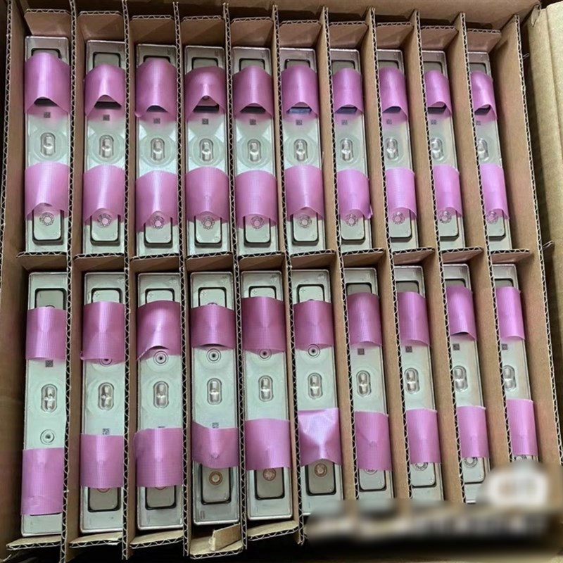 松下27A高倍率70C大容量三元锂12V24V电池组汽车货车应急启动电源