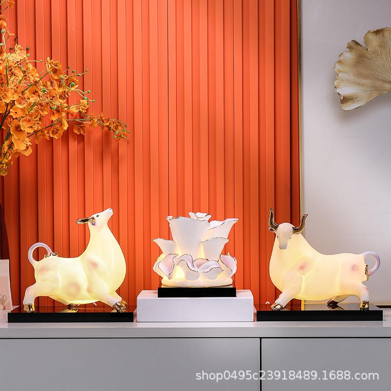 家居台灯简约客厅玄关轻奢动物陶瓷马装饰摆件牛送礼工艺品