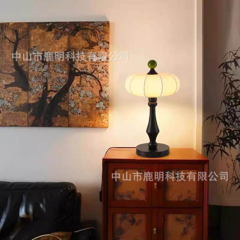 法式中古风布艺台灯轻奢别墅客厅卧室床头落地灯温馨餐厅民宿装饰