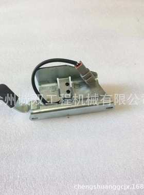 S750 S770 S450 S550滑移装载机门锁7109661 门把手7109662