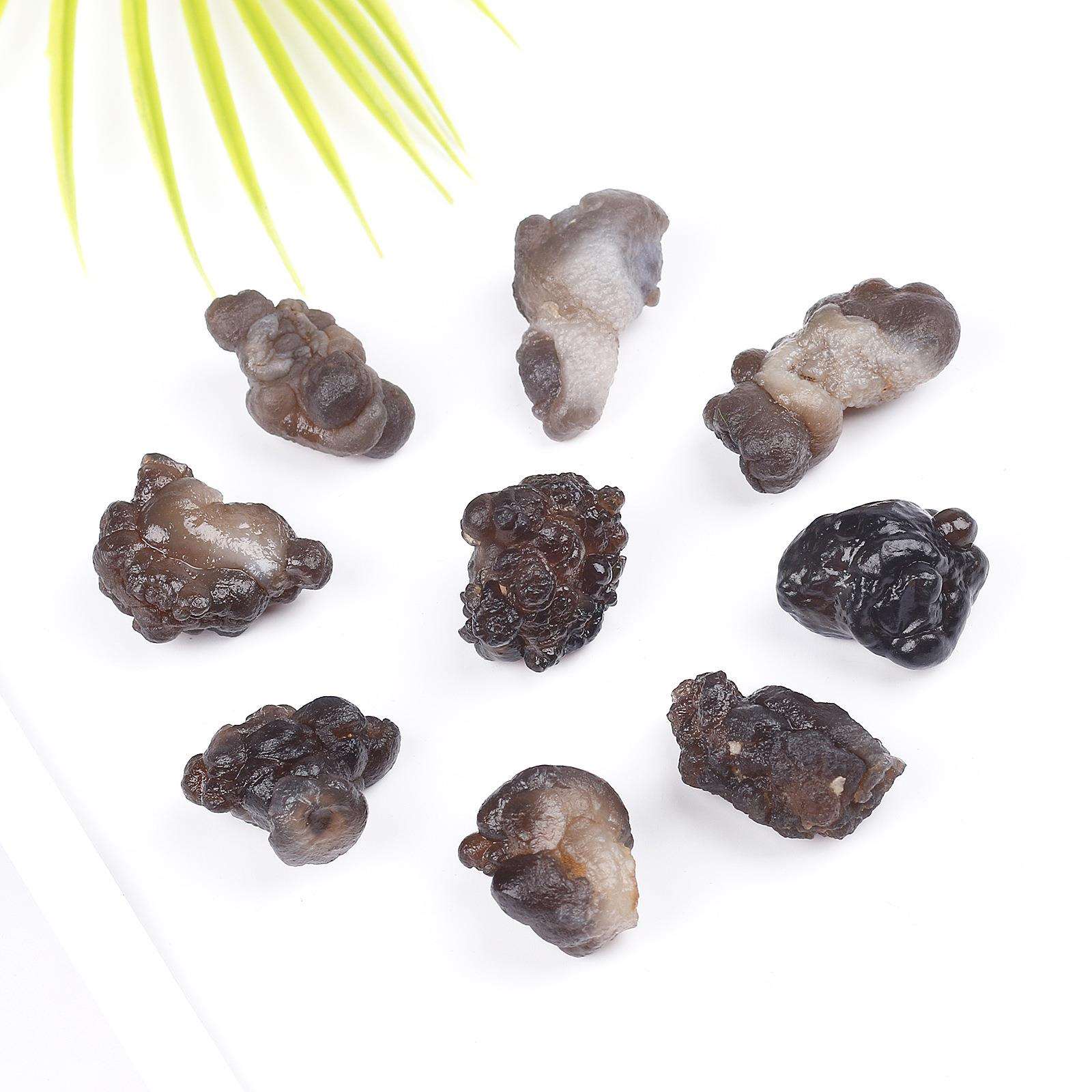 天然戈壁原石玛瑙熊猫形 异形天然奇石收藏 水晶矿石办公桌面摆件