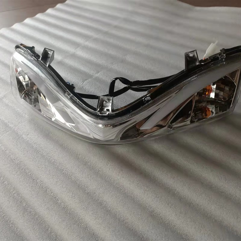 适用于飞鹰天鹰摩托车FY110T-A新喜悦前围面板大灯转向灯塑件外壳