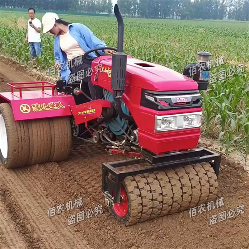 农用新款自走式麦田压地机小麦振压器出苗平土镇压机多功能拖拉机