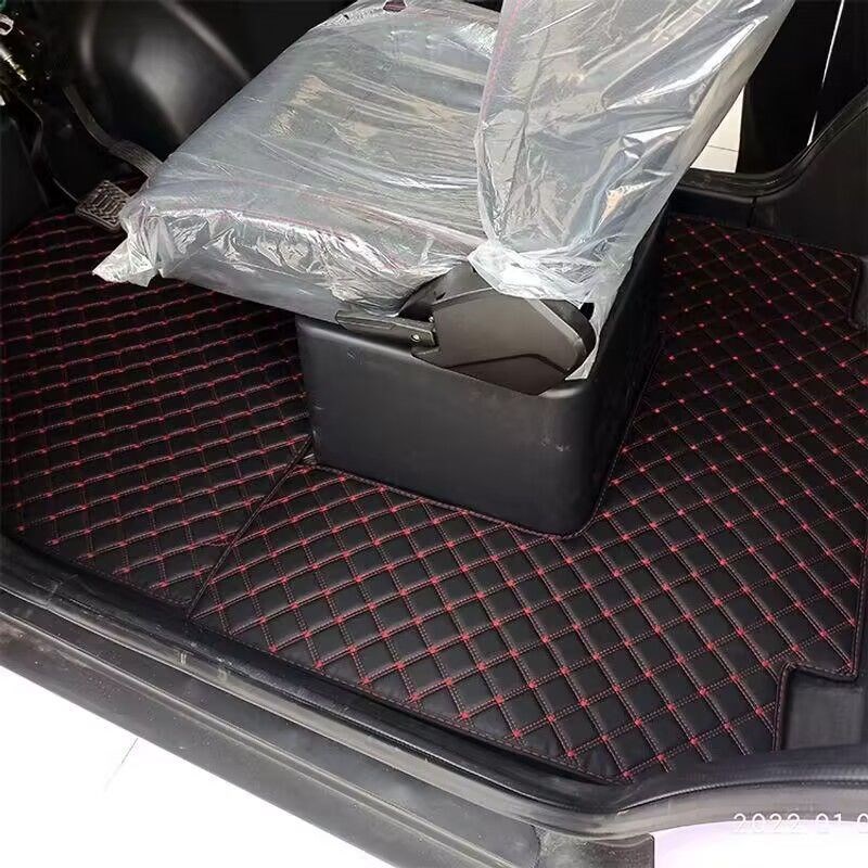 优米战狼电动四轮车专用脚垫脚踏垫地垫加厚皮革防水防滑脚垫