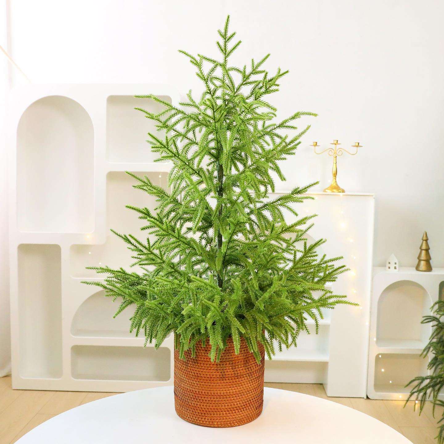 新款绿色仿真圣诞树 圣诞节装饰品假植物诺福克小型松树盆栽