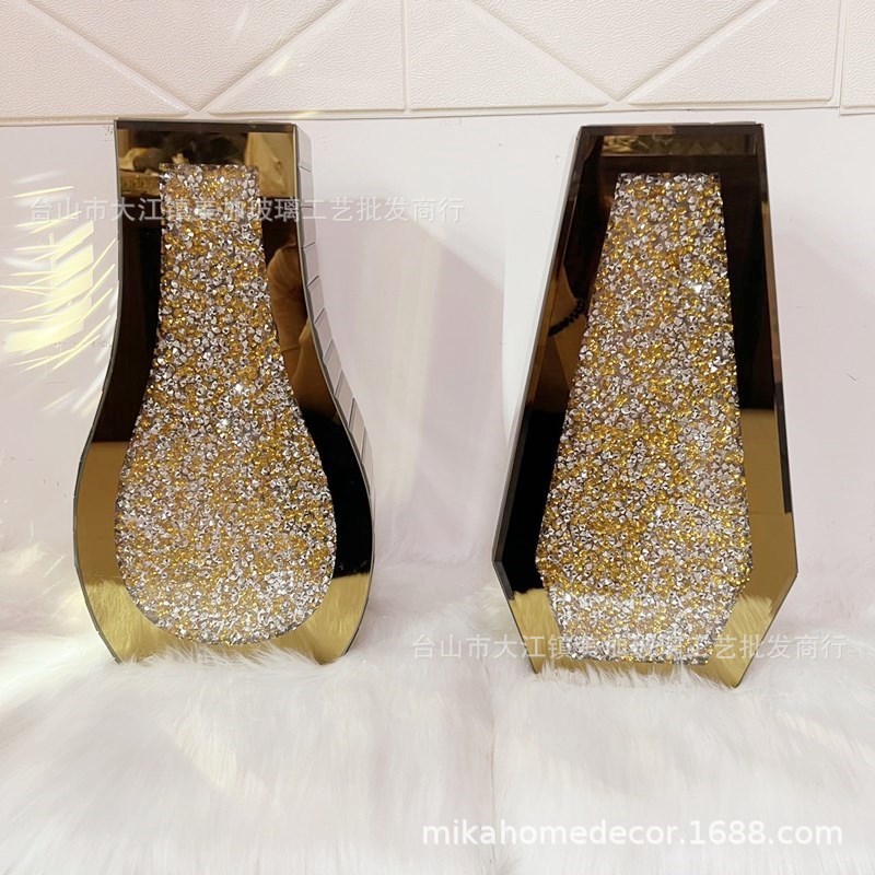 工厂直供 轻奢钻石玻璃镜工艺花瓶. VASE