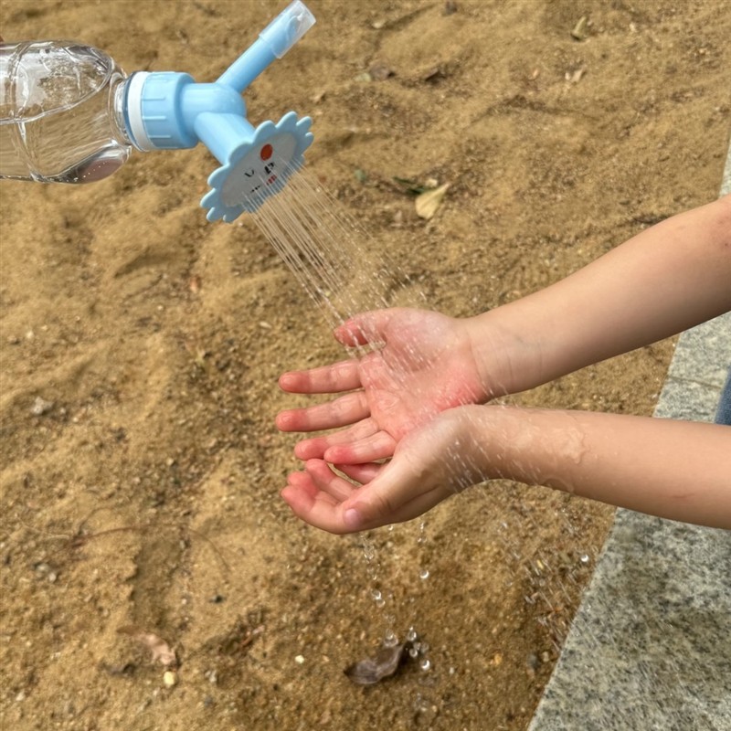 矿泉水瓶喷雾花洒喷头儿童户外